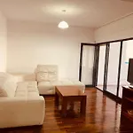 Downtown Bllok 2Br, Large Patio, Ac-Wifi